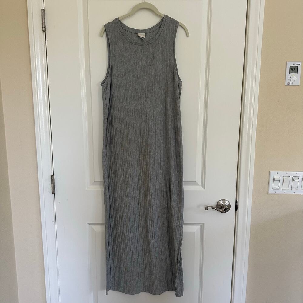 Women's Grey Crepe Minimalist Maxi Sleeveless Dress Side Slit Size Medium